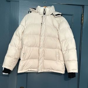 Aritzia The Super Puff™ women’s size S Matt Pearl